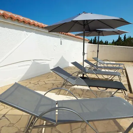 Holiday home Gaviotas